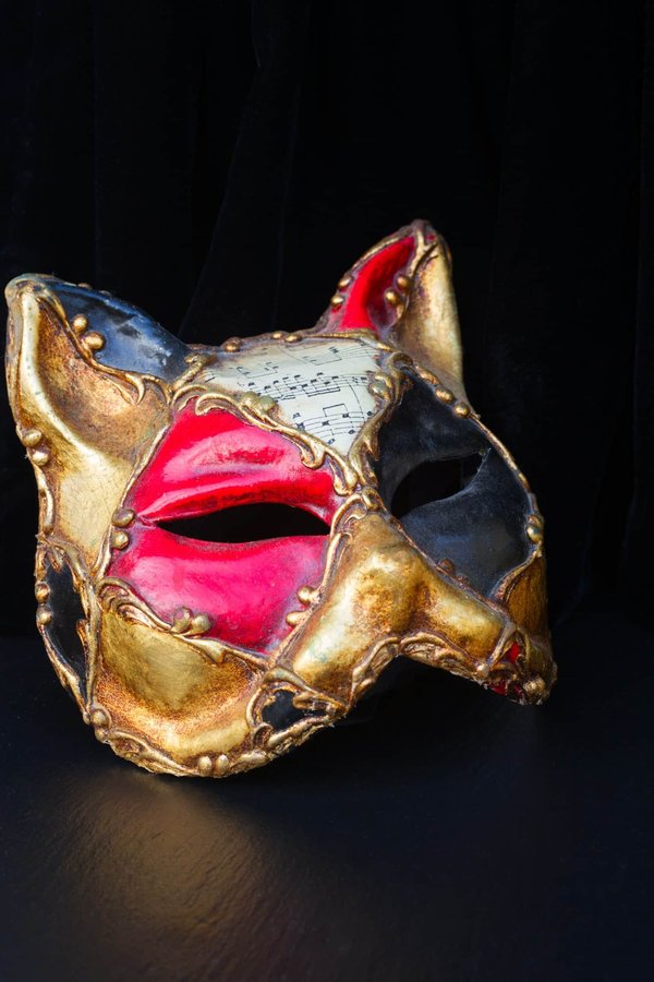 Comment choisir et appliquer un masque capillaire pour cheveux colorés?