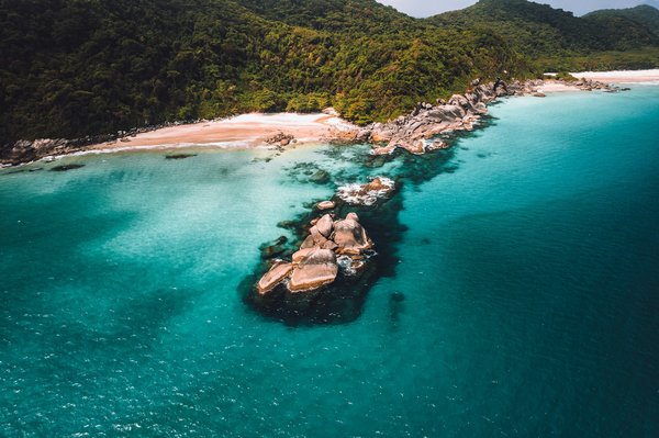 Comment choisir le bon type de sac à dos chic pour une journée chargée en ville?